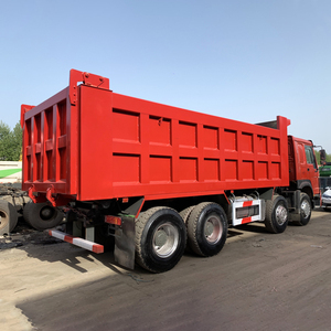 Camión Volquete HOWO 8x4 con Motor Diésel de 400hp, Emisión Euro 2, Elevación Hidráulica Nueva, Estable y Adaptable a Condiciones de Carretera Complejas - Product Image 2