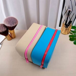 Eco-Friendly Foldable Large Capacity <b>Silicone</b> <b>Waterproof</b> Bag With Zipper-Fashion Travel Makeup Organizer Solid Color - Product Image 1