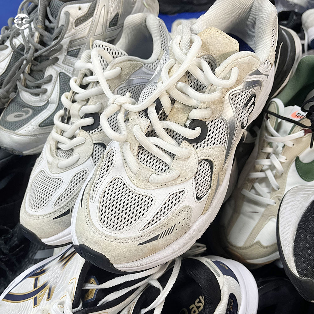 Thrift Shoes Used Trainers For Sale Second Hand Used Sneakers