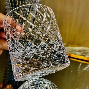 High Quality Personalized <strong>Engraved</strong> Crystal <strong>Whiskey</strong> <strong>Glasses</strong> Drinking Water Cup Lead Free Creative Carved Whisky <strong>Glass</strong>