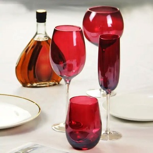 Ensemble de Verres Artisanal de Luxe sur Pied, Vins, Champagne et Gin Tonic, Violets, Rouges et Multicolores, pour Noël, Mariages, Fêtes et Célébrations - Product Image 4