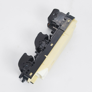 84040-28060 Interrupteur de lève-vitre au prix d'usine pour TOYOTA Noah <span class=keywords><strong>AZR</strong></span> 60 VOXY 03-08 - Product Image 3