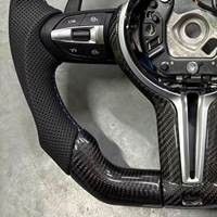 Volant de voiture en fibre de carbone pour BMW M3 M5 E70 E71 E90 F07 F30 F10 F12 F15 F16 F31 F32 F33 F34 F35 F36 F48 F20 F22 F25 F26