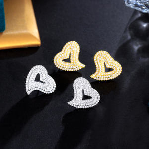 Pendientes de circonia cúbica con forma de corazón para mujer, Micro pavé simétrico, <span class=keywords><strong>3</strong></span> capas, Circonia cúbica, hielo, geométricos - Product Image 1