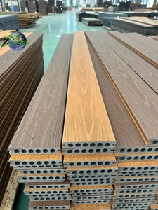 Pavimentazione Moderna in Composito PE 3D Decorativo, Spessore 18mm, Effetto Legno Resistente alle Intemperie <span class=keywords><strong>per</strong></span> Applicazioni Esterne - Product Image 2
