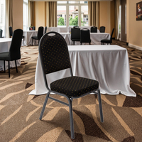 Chaise de banquet pour hôtel, café et maison, style luxe léger, pour salle à manger et bar, en vente