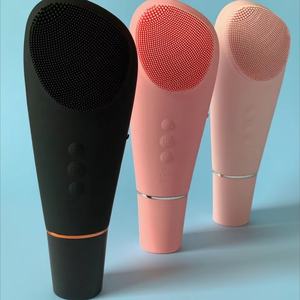 แปรงทำความสะอาดผิวหน้าซิลิโคนเกรดอาหารสำหรับใช้ในบ้าน พร้อมเครื่องขัดผิว 2-in-1 ดีไซน์ใหม่ แปรงทำความสะอาดผิวหน้าไฟฟ้า ได้รับการรับรองอย่างเต็มรูปแบบ - Product Image 5