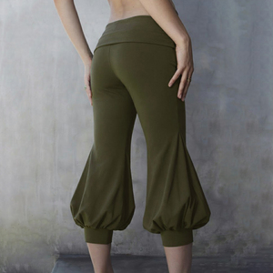 Pantalon de jogging court en maille pour femme, couleur unie, taille repliable, longueur genou, devant plat, jambe large, coupe ample, élastique, idéal pour l'été - Product Image 3