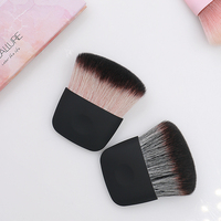 Gros pinceau à poudre Sans cruauté Marque privée Fond de teint vegan Pinceau de maquillage Mélange Fond de teint plat Pinceau tampon Logo personnalisé