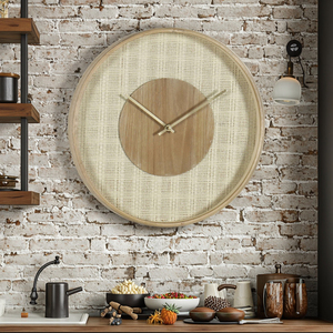 <span class=keywords><strong>Orologio</strong></span> <span class=keywords><strong>da</strong></span> <span class=keywords><strong>parete</strong></span> in legno stile nordico personalizzato accento per la casa <span class=keywords><strong>40</strong></span> <span class=keywords><strong>CM</strong></span> di diametro naturale abete legno <span class=keywords><strong>orologio</strong></span> <span class=keywords><strong>da</strong></span> <span class=keywords><strong>parete</strong></span> per il commercio all'ingrosso - Product Image 1