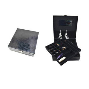wholesale earring Ring Necklace Girls With lock jewelry box Organizer velvet jewelry Storage crocodile PU leather jewelry Boxes
