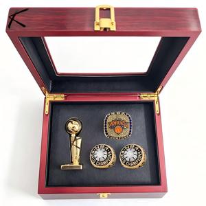 Bague de championnat des New York Knicks 2025-2026 en alliage, plaquée or, incrustation hip-hop, commémorative de basket-ball - Product Image 1