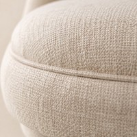 Fauteuil d'hôtel moderne en tissu nordique rembourré avec pieds en métal noir et coussin en mousse pour chambre de luxe et fauteuil de détente