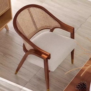 Chaises de salle à manger décontractées en bois massif et <span class=keywords><strong>rotin</strong></span> tressé noir de style nordique simple, <span class=keywords><strong>fauteuil</strong></span> à dossier souple pour restaurant et loisirs - Product Image 4