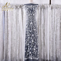 Tissu en dentelle de voile suisse blanc brodé de sequins, dentelle brodée personnalisée avec perles lourdes et tube, tissu de dentelle nuptiale