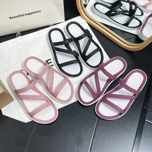 Sandales d'été tendance pour femmes, respirantes, antidérapantes, résistantes à l'usure, avec amorti, motif floral, polyvalentes, toutes tailles - Product Image 5