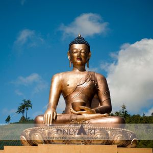 屋外の大きな立っているゴールデンブロンズタイの仏像 - Product Image 6