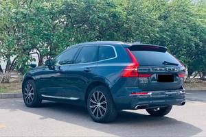 2019 pour <span class=keywords><strong>XC60</strong></span> T5 AWD SUV Automatique avec Intérieur en Cuir, Toit Ouvrant Panoramique, Éclairage LED, Fonctions de Sécurité, Conduite à Gauche - Product Image 4