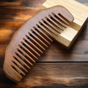Peigne en bois en forme de vague cadeau à dents étroites pour transporter de l'artisanat en bois