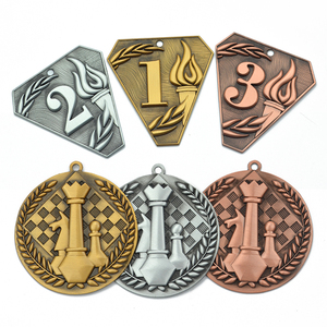 เหรียญโลหะสังกะสีอัลลอยด์สีทองสีบรอนซ์แบบโบราณและทันสมัยสำหรับหมากรุกมาราธอนของที่ระลึกเหรียญกีฬาสั่งทำ - Product Image 1