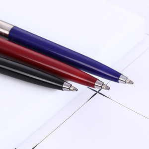 Nouveaux stylos à bille métalliques fins torsadés, personnalisables avec logo et couleurs, encre noire/bleue, pointe 1,0 mm, idéaux pour cadeaux d'hôtel et de mariage - Product Image 2