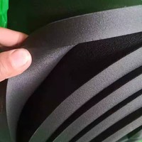 Kalınlaştırılmış NBR PVC Köpük Yalıtım Rulosu UV Dayanımlı Yaşlanmaya Karşı Koruyucu Yangına Dayanıklı Çatı ve Boru Hattı Isı Yalıtımı için