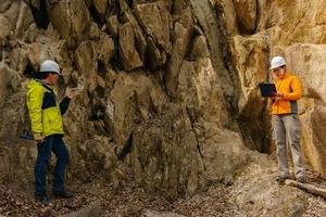 เครื่องตรวจจับโลหะทองคำและเงินแบบพกพา XRF พร้อมระบบไฟฟ้าอิเล็กทรอนิกส์ รับประกัน 1 ปี - Product Image 2