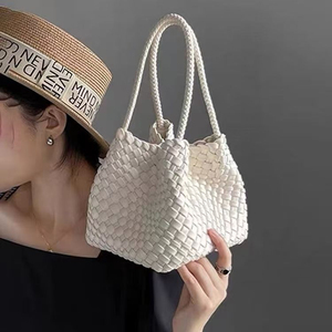 Sac panier en cuir tressé artisanal haut de gamme pour femme, grande capacité, souple, à porter à la main, style mini dumpling, pour mère et fille - Product Image 2