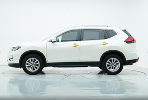 Nissan X-Trail 2.0L CVT 2WD d'occasion du Japon 2019, intérieur cuir, jantes R17, 140000 km, SUV spacieux, économique en carburant, véhicule familial - Product Image 3