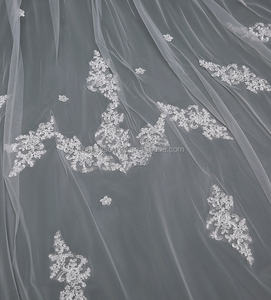 ผ้าคลุมหน้าสำหรับงานแต่งงานยาว2ชั้นลายลูกไม้ขอบดอกไม้ YM59ผ้าคลุมหน้าเจ้าสาวพร้อมหวี - Product Image 5