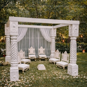 Elegante Mandap Blanco Clásico con Pilares de Lujo para Ceremonias de Boda en Destinos Turísticos - Product Image 3