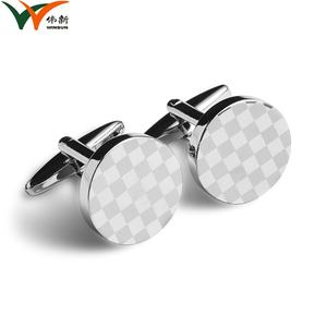 Chemise de style français de haute qualité, couleur blanc et gris, design simple, boutons de manchette en métal - Product Image 2