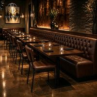 Ensemble personnalisé de sièges en cuir capitonnés modernes de style Ron Group Commercial, table carrée en bois, chaise rembourrée