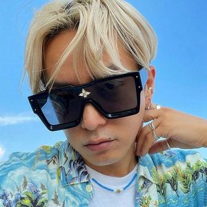 Lunettes de soleil rétro tendance 2025 pour femmes, monture carrée surdimensionnée colorée, pour hommes - Product Image 1