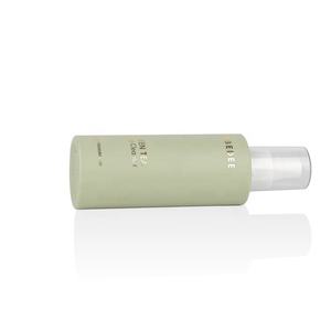 Bouteille de sérum <span class=keywords><strong>tonique</strong></span> pour animaux de compagnie élégante vert mat 200ml emballage de soins de la peau en plastique cosmétique vide avec pulvérisateur blanc en plastique - Product Image 5