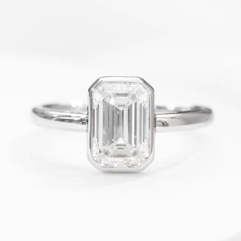 กรอบสีขาว