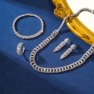 Muslim 4pc Bridal Big Jewelry Sets Women Wedding Party Accessories Design New Fashion Muslim Earring Bangle Dubai Jewelry Set