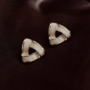 Orecchini a triangolo con glitter per donna, design geometrico, da indossare tutti i giorni, accessori regalo per feste - Product Image 5