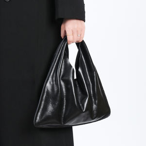 Bolso de Hombro Cruzado de Cuero Genuino Estilo Coreano Elegante 2025 para Viajes Diarios con Forro de Poliéster - Product Image 1