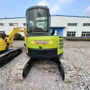 รถขุดขนาดเล็ก Yanmar VIO40 มือสอง ราคาประหยัด คุณภาพพรีเมียม ผลิตในญี่ปุ่น ดีไซน์ Zero Tail Swing ประหยัดคุ้มค่า พร้อมปั๊มเกียร์แบบแคบ - Product Image 3