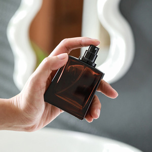 MUB irregolare elegante qualità spessa 50ml 100ml trasparente ambra crimpatura bottiglia di profumo di vetro facile Crimpless Parfum bottiglia