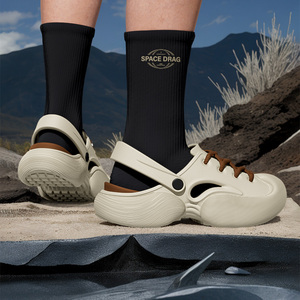Vente Chaude d'Usine Sabots et Sandales Pantoufles Personnalisés en EVA Chaussures pour Homme de Jardin Baskets et Sabots de Course pour Homme - Product Image 5