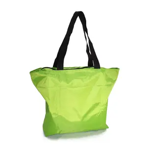 पर्यावरण के अनुकूल पॉलिएस्टर रंगीन फोल्डिंग शॉपिंग बैग