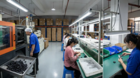 Prix d'usine : Bloque-cordon réglable en plastique à ressort