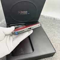 Smartphone d'occasion Red VI VO X300 6,31 pouces Dimensity 9500 6600 mAh, état impeccable, débloqué, grade A+, comme neuf (99%)