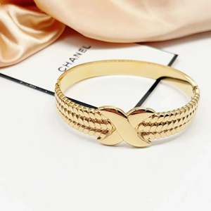 Bracelet tendance en acier inoxydable 316L plaqué or PVD, durable et résistant, pour femme, accessoire de bijouterie - Product Image 1