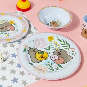 Plato hondo de <span class=keywords><strong>melamina</strong></span> para niños sin BPA al por mayor, <span class=keywords><strong>vajilla</strong></span> con estampado floral de oso de dibujos animados para la hora de la comida de los niños - Product Image 6