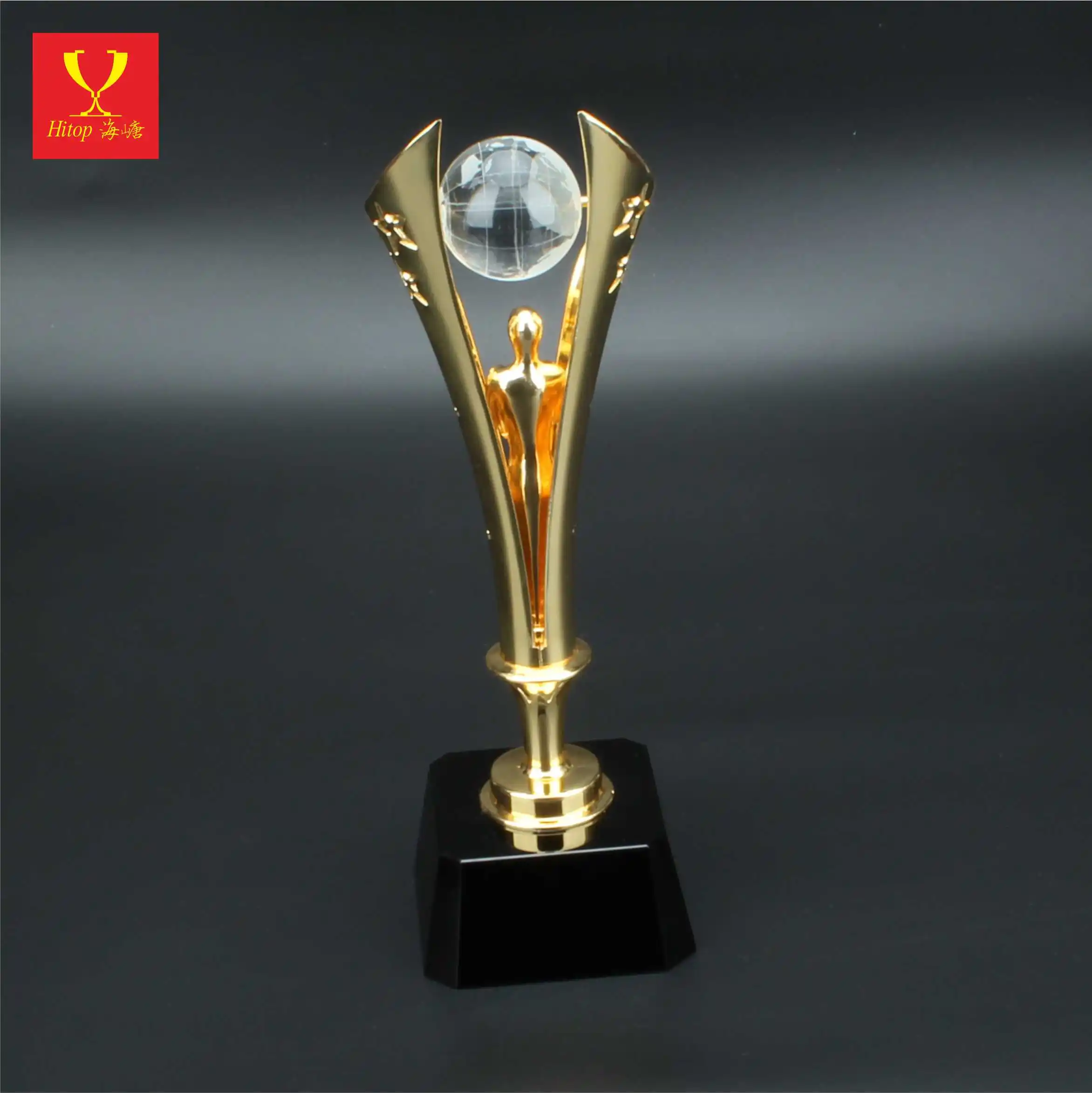 Trofeo premio di cristallo in metallo e trofeo nuova confezione regalo in oro Pujiang Design personalizzato in cristallo placcato europa
