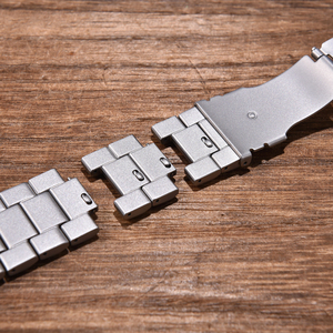 Bracelet en titane intégral Jaetium pour Apple Watch Ultra / Ultra2, durable, léger, bracelet en métal pour iWatch - Product Image 4