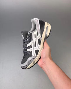 Venta al por mayor transpirable Low-Top Mesh Sneakers para hombres y mujeres resistente al desgaste al aire libre Casual deportes y zapatillas para correr - Product Image 4